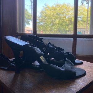 Nine West lace up Heel